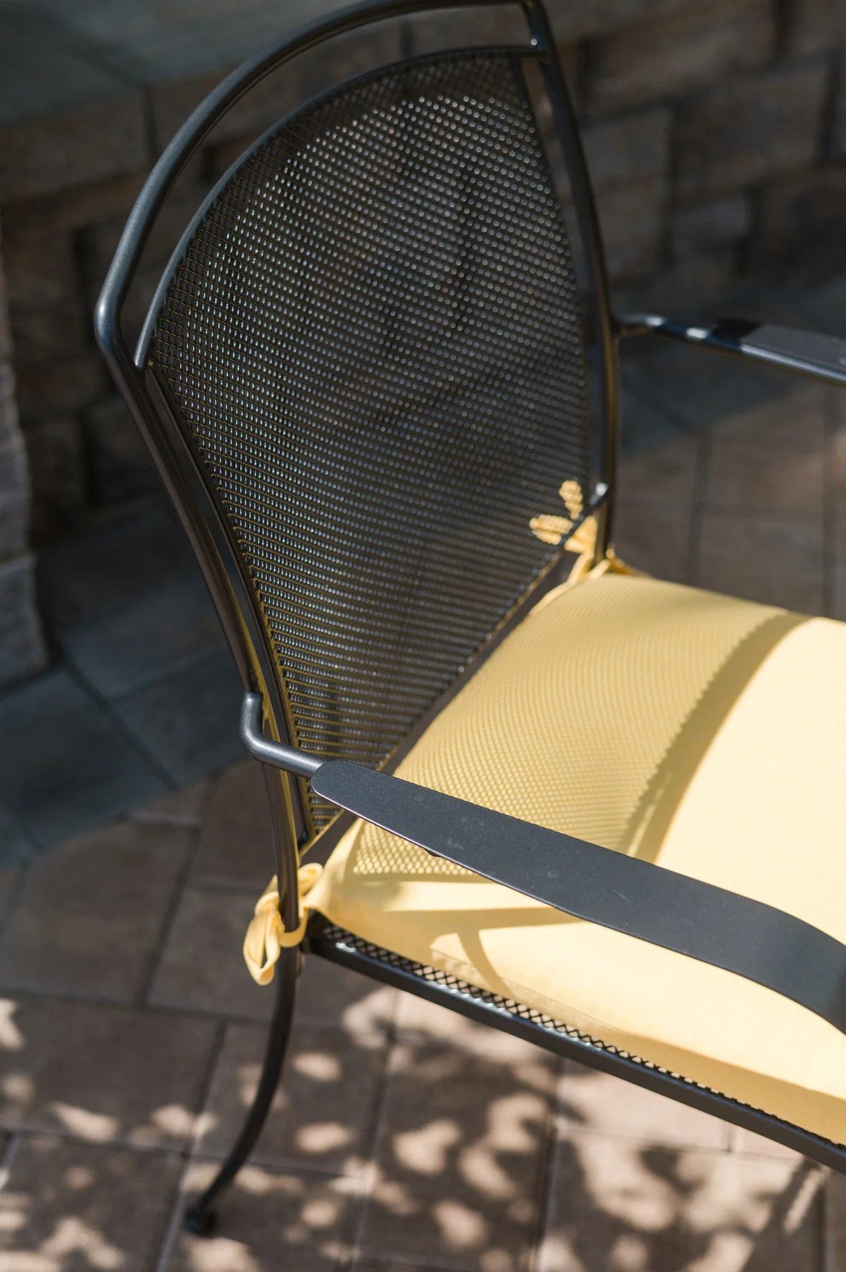 Mesh chair back for quick dry outdoors