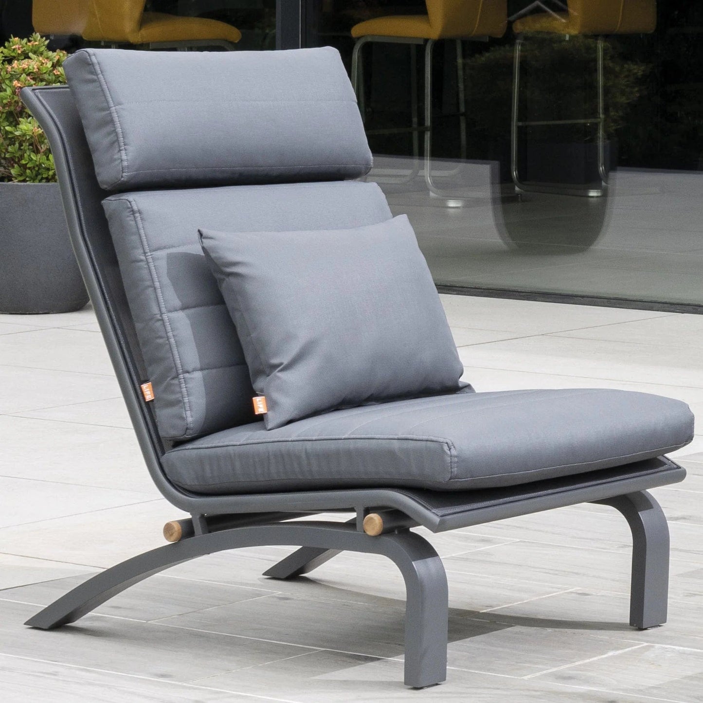 Felix Armless Outdoor Lounge Chair 